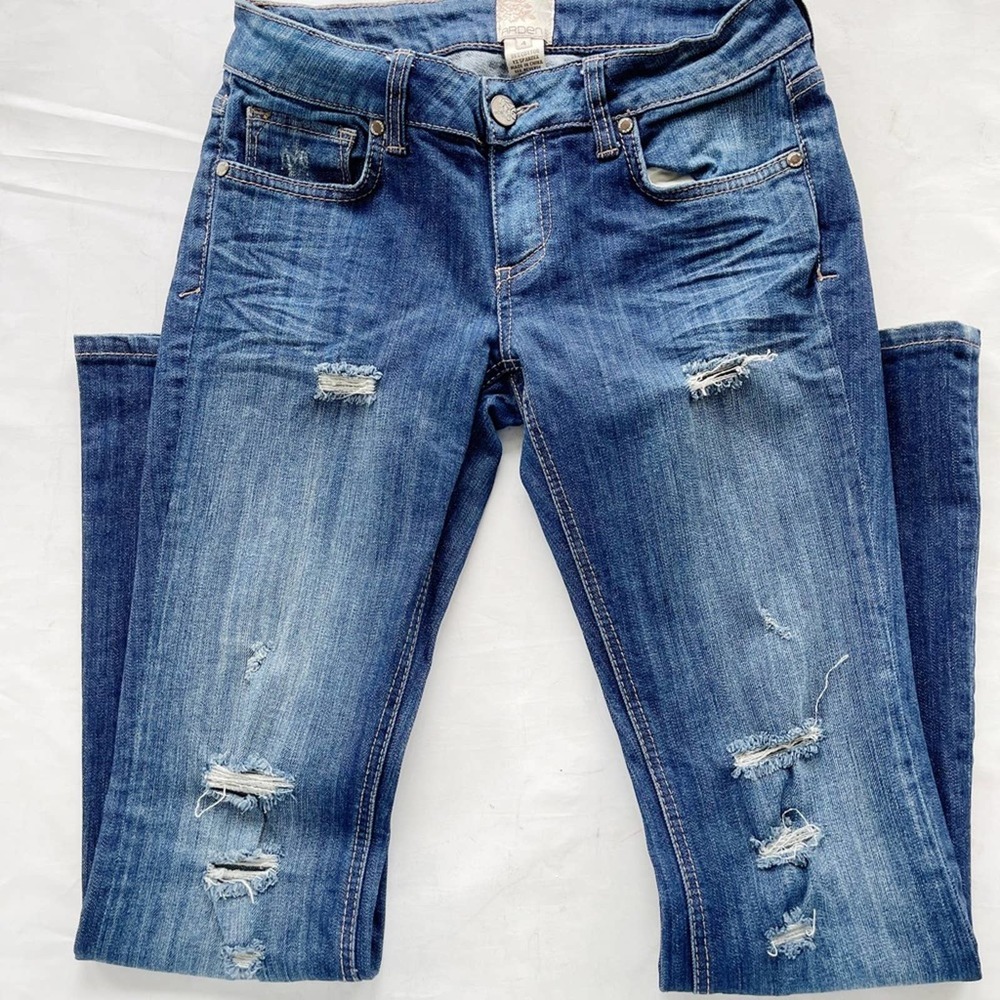 [Arden B] distressed bootcut jean womens size 4